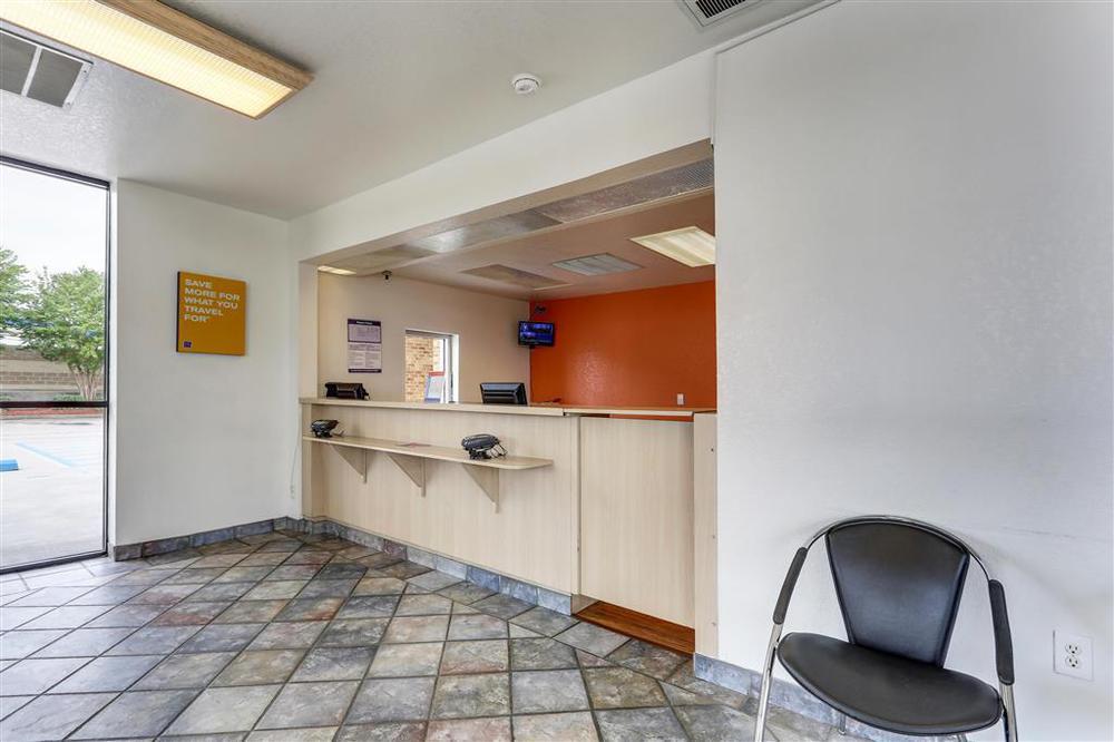 Motel 6-North Palm Springs, Ca - North İç mekan fotoğraf