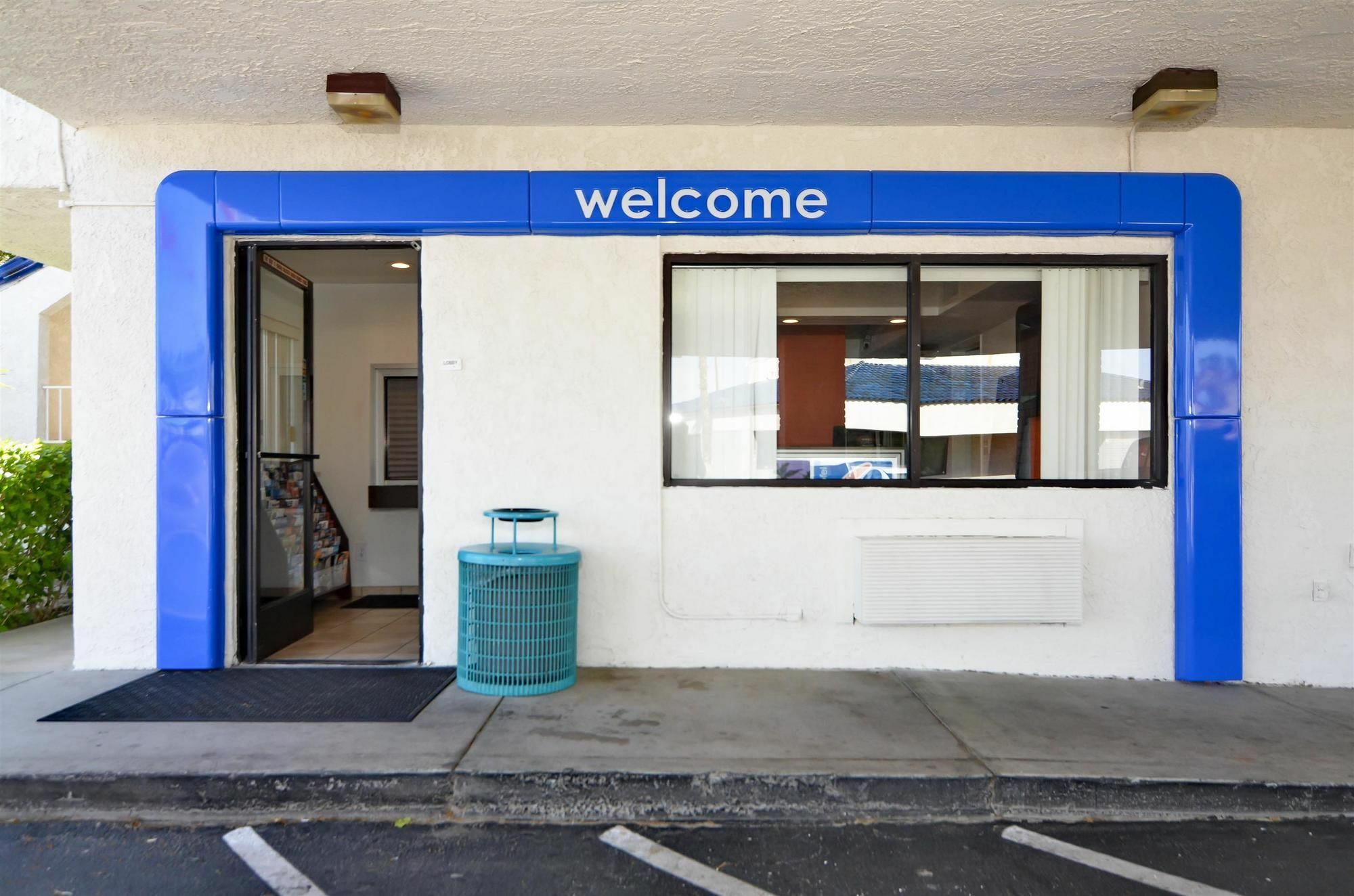 Motel 6-North Palm Springs, Ca - North Dış mekan fotoğraf